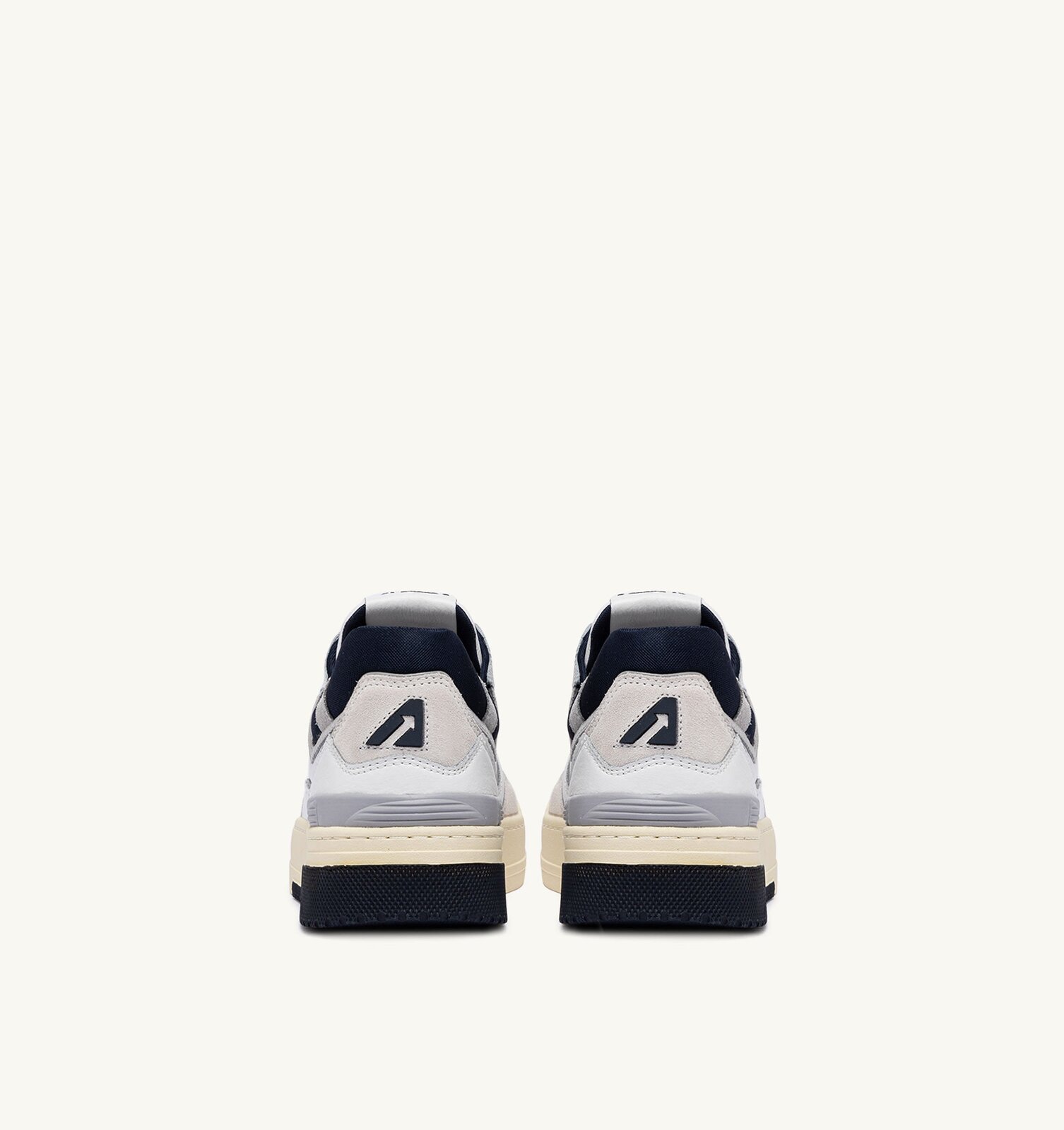 CLC Low en cuir et daim blanc et Space