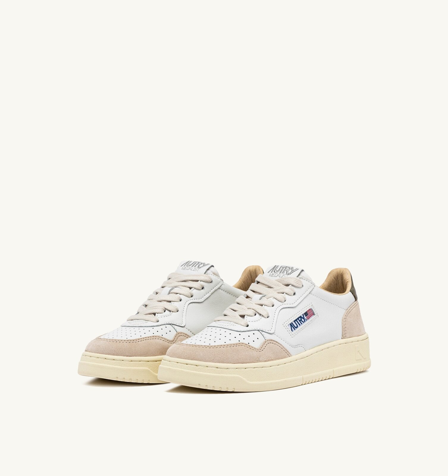 Medalist Low en cuir et daim blanc et Covert Green
