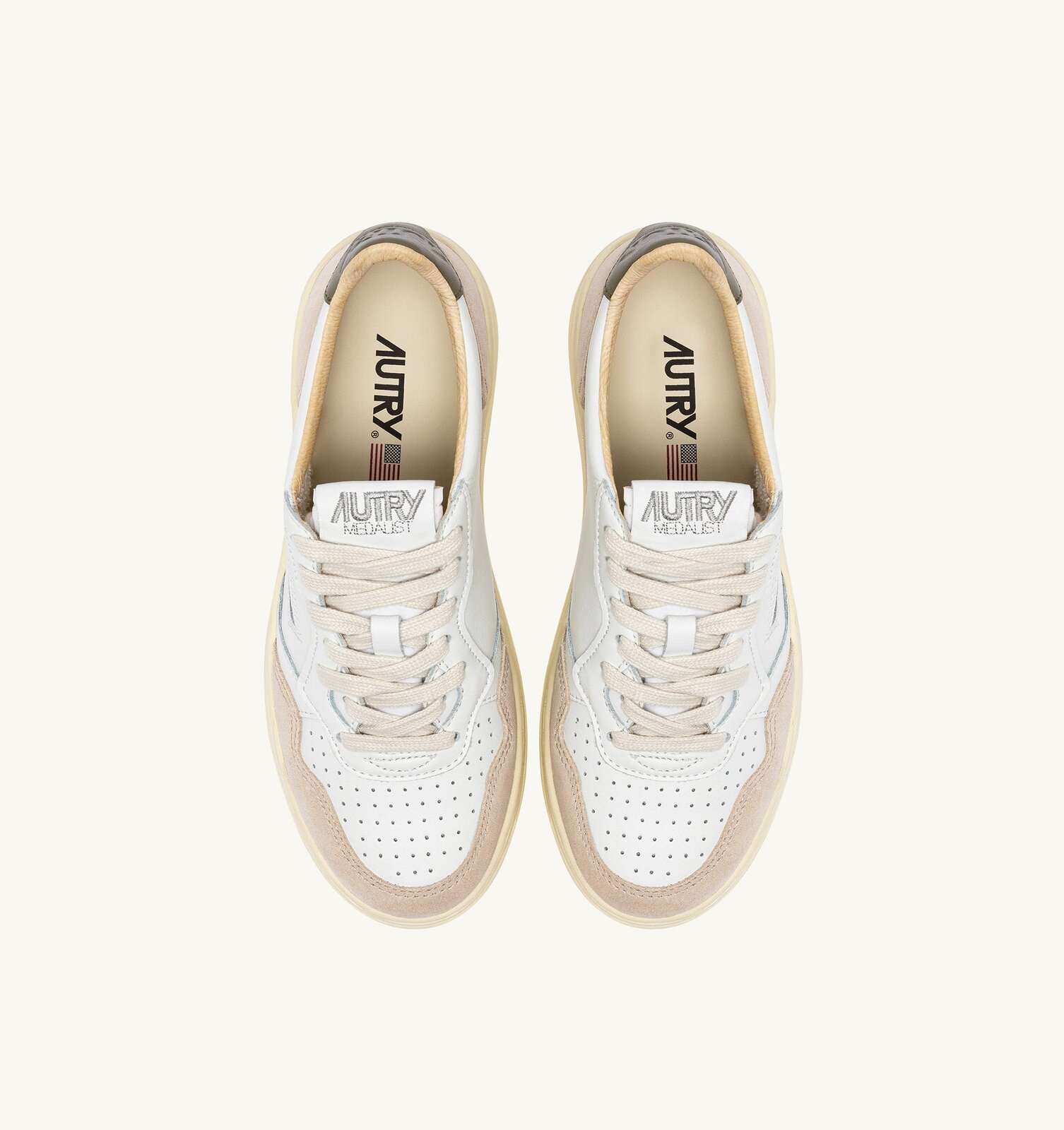 Medalist Low en cuir et daim blanc et Covert Green