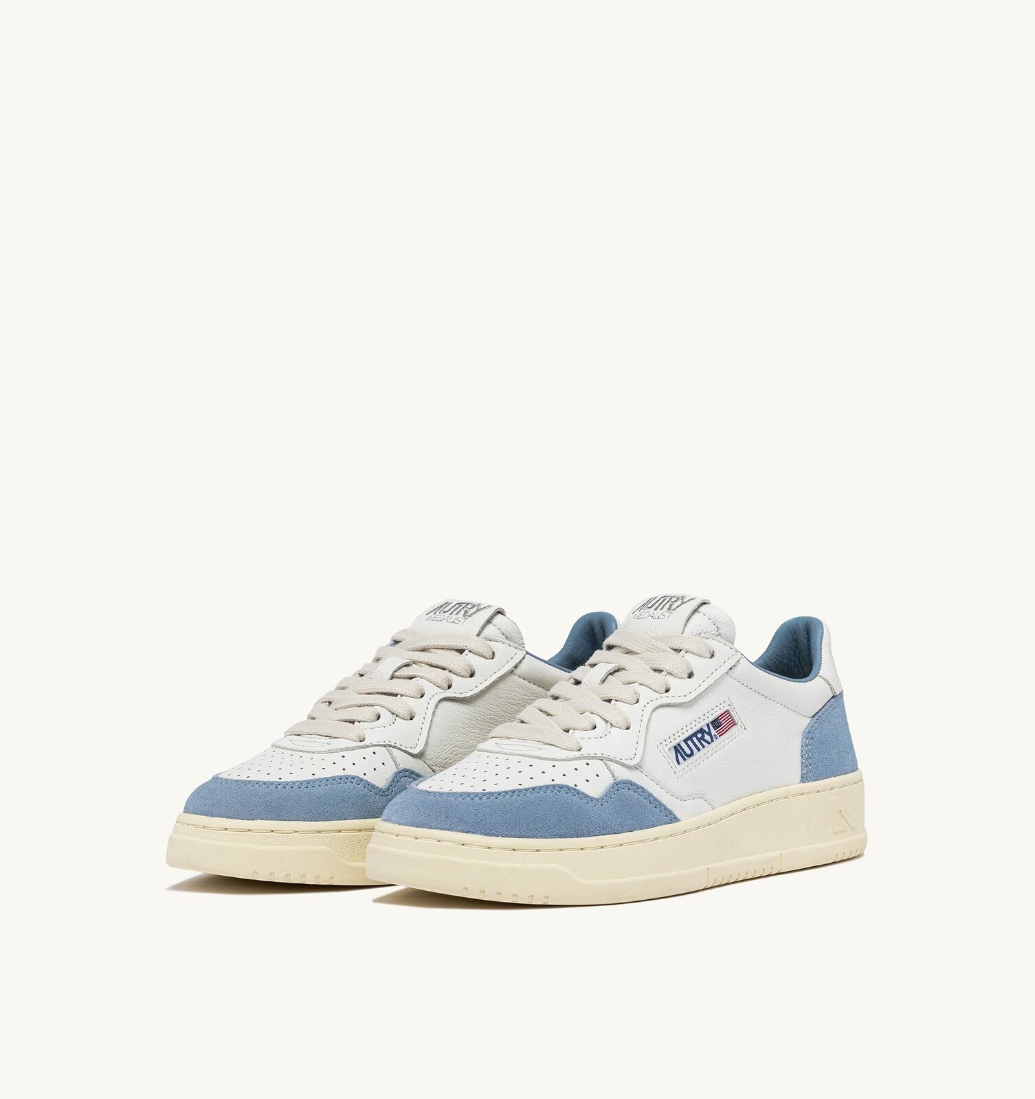 Medalist Low en cuir et daim blanc et street blue