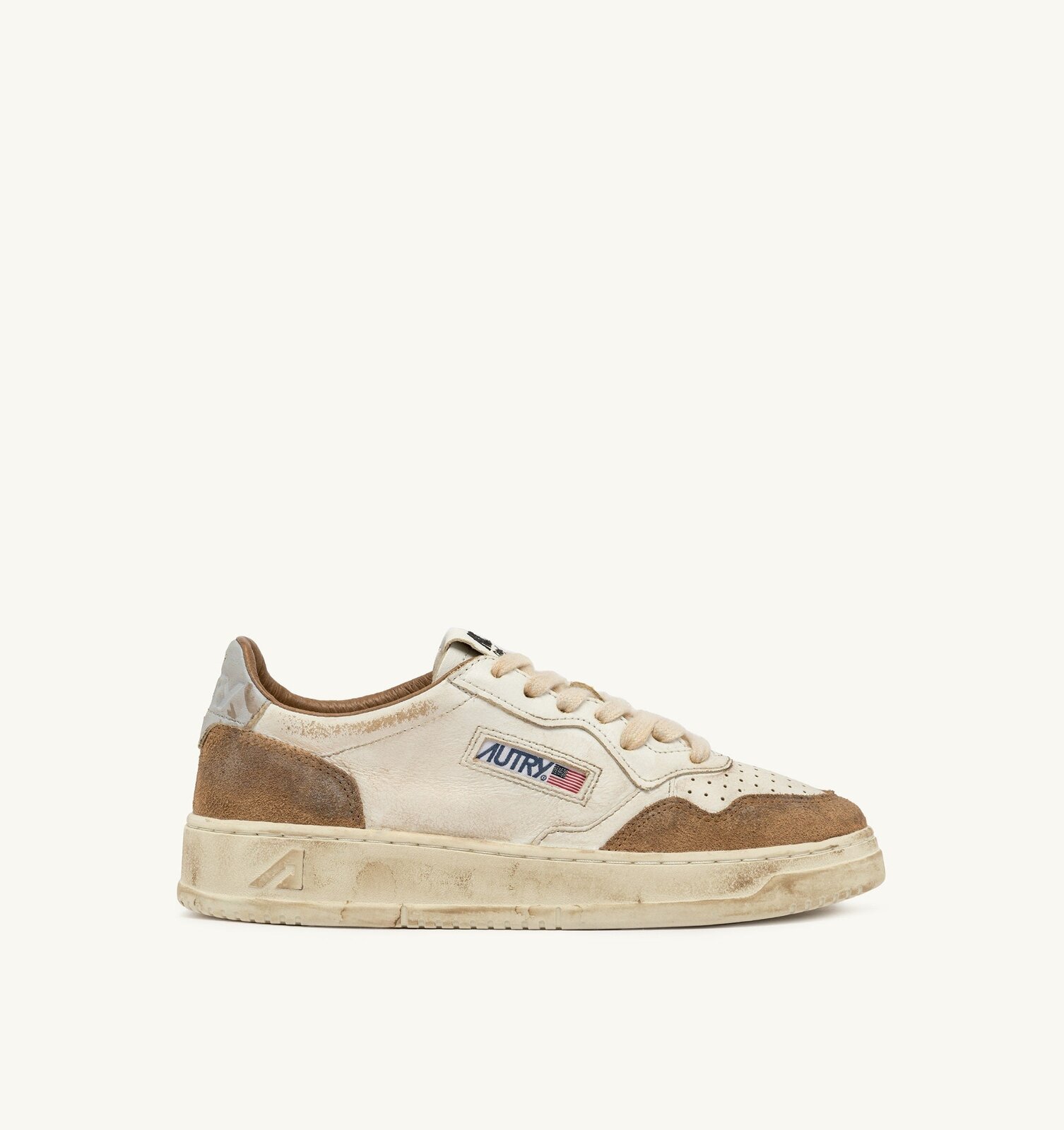 Medalist Low Super Vintage en cuir et daim cognac et Microchip