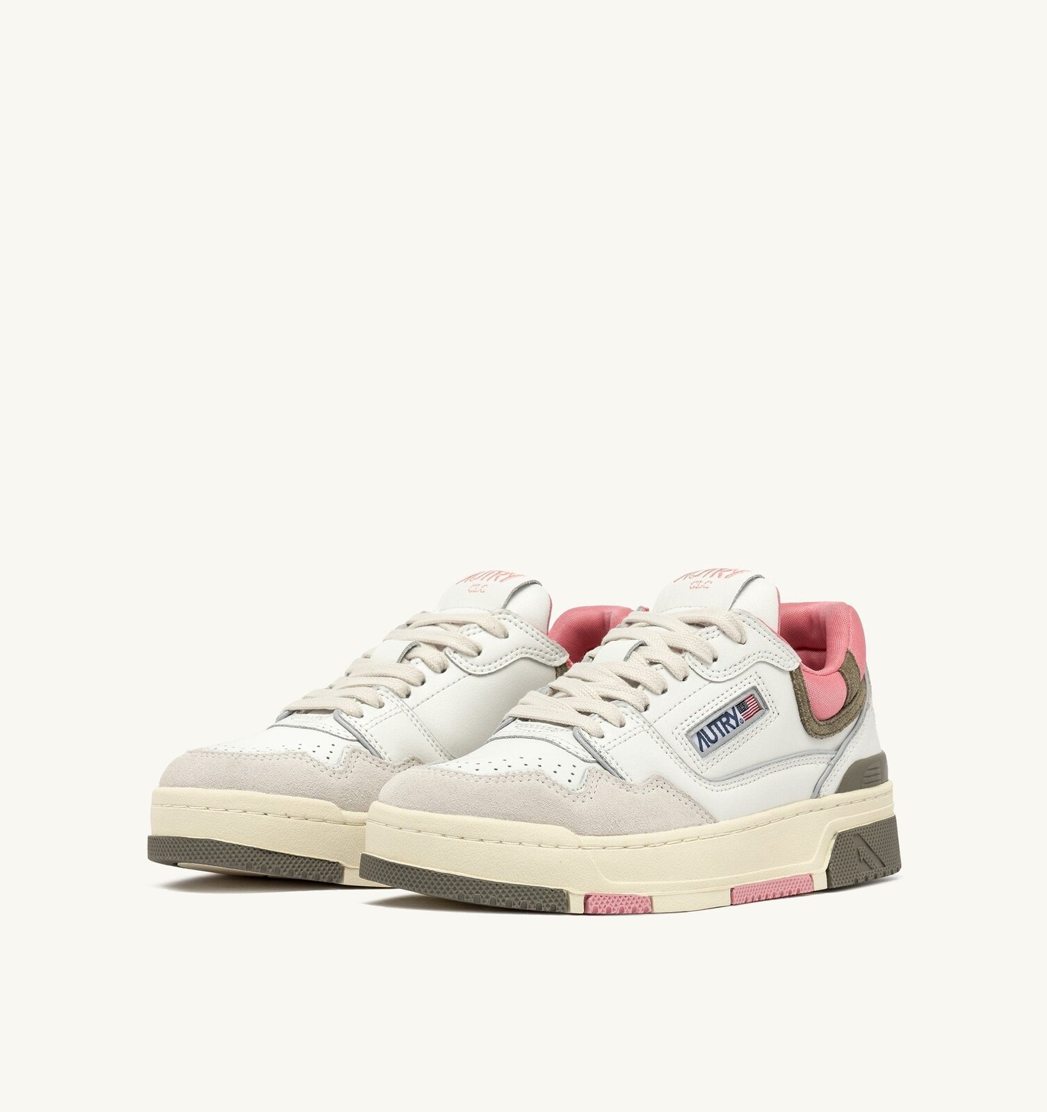 CLC Low en cuir et daim coloris blanc et Geranium