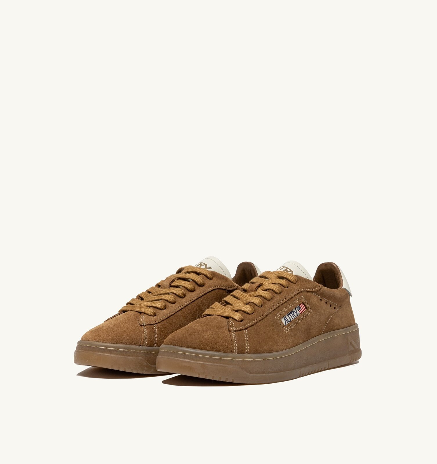 Dallas Low en daim Marshmallow et Cigar