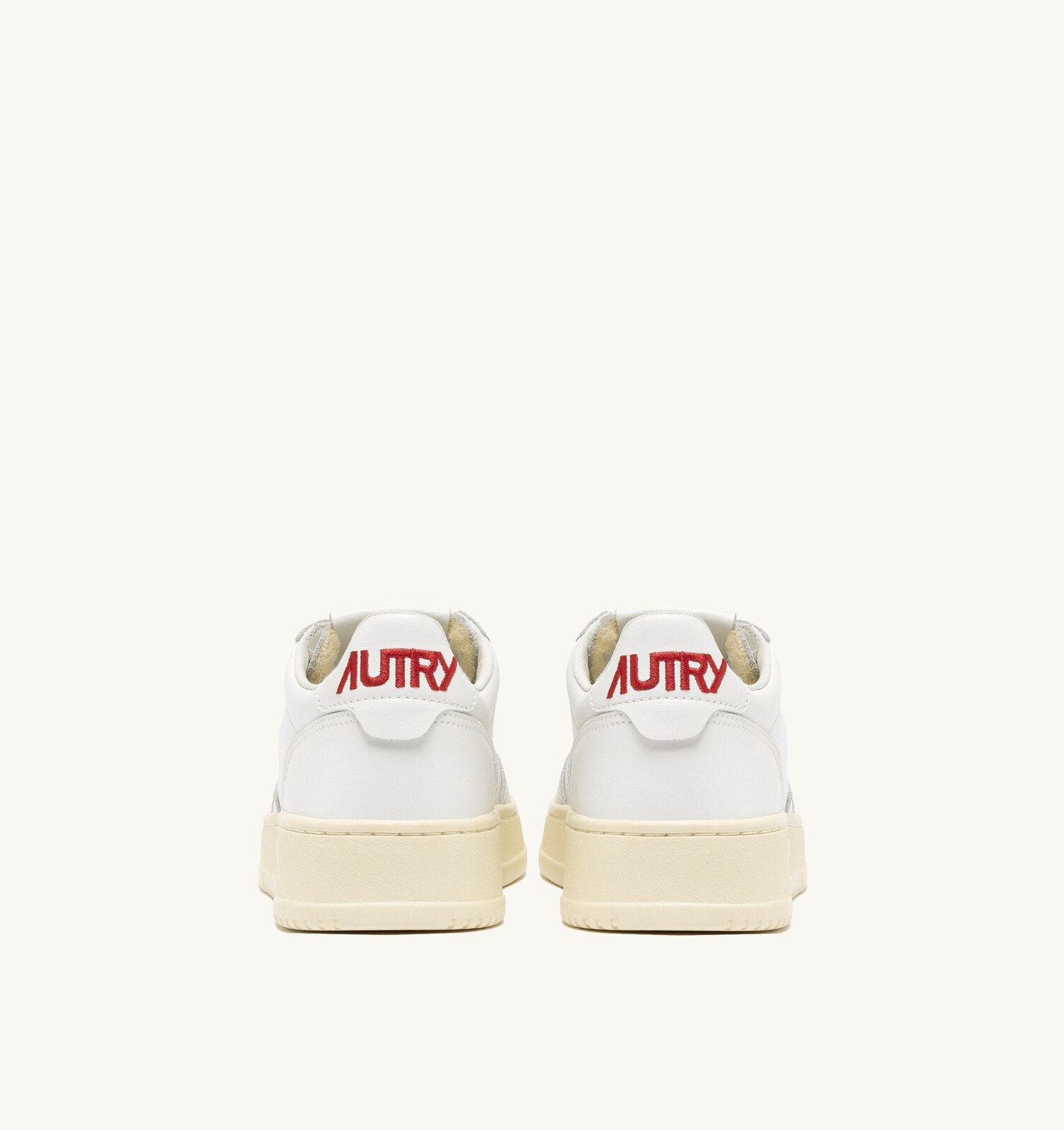 Medalist « Love » en cuir blanc