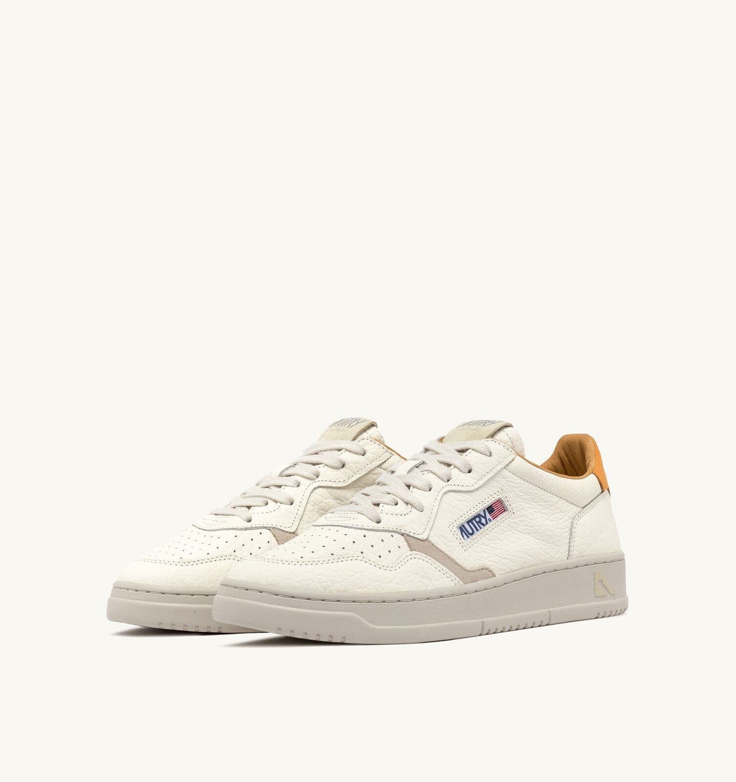 Medalist Low en cuir coloris Apricot et Sand