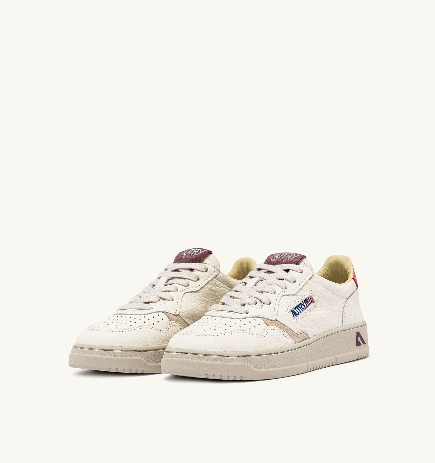 Medalist Low en cuir coloris Rose et Sand