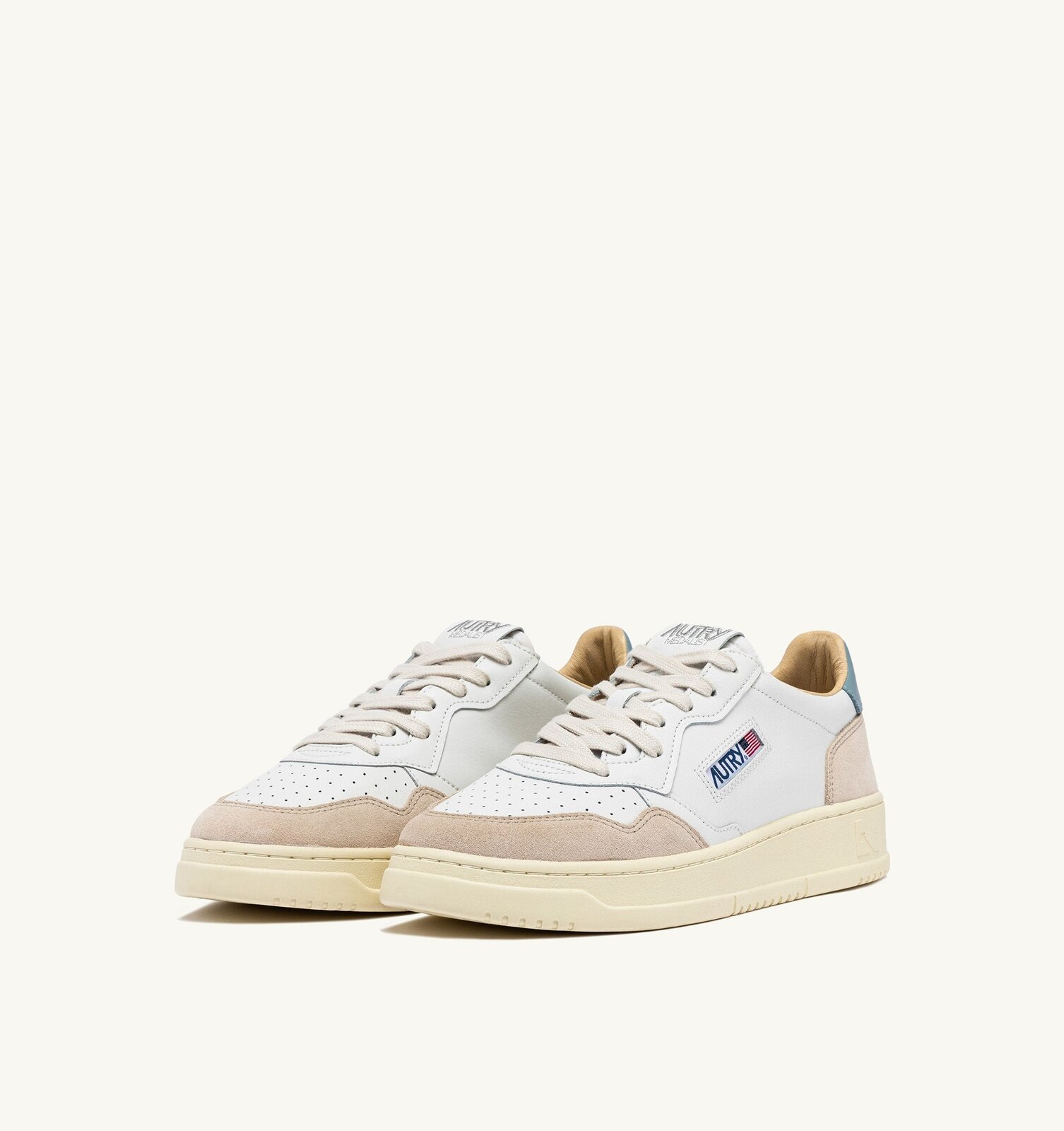 Medalist Low en cuir et daim coloris blanc et Silver Blue