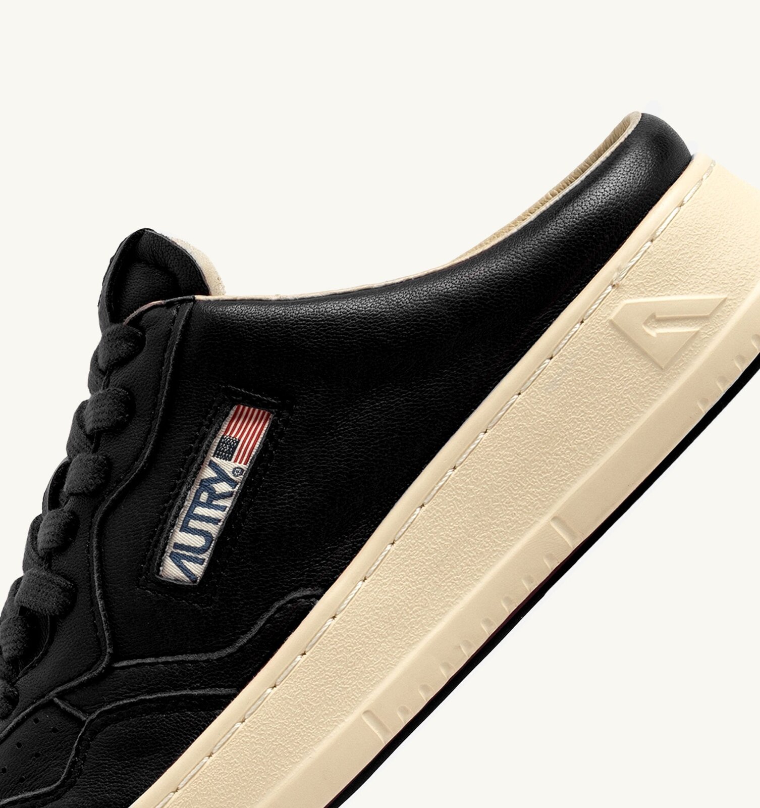 Medalist Mule en cuir nappa coloris noir